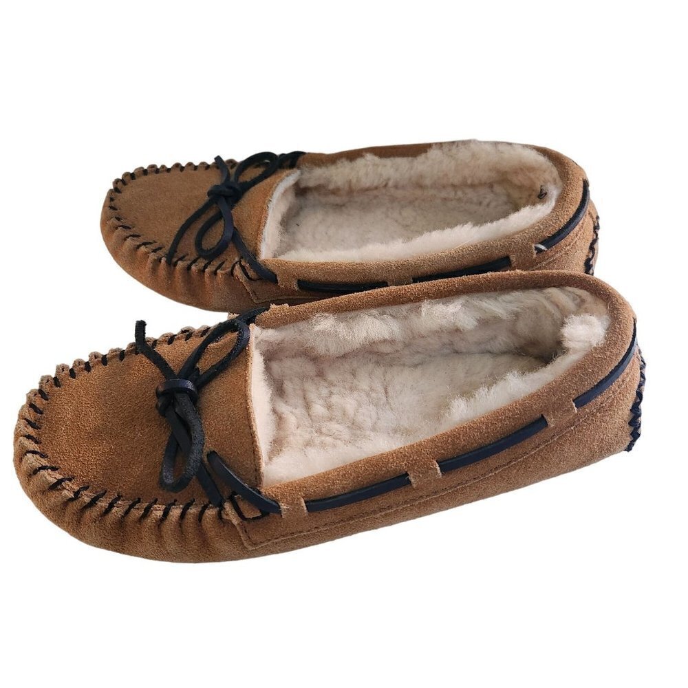 Vineyard Vines Natural Suede Shearling Moccasin Slippers Size 7M